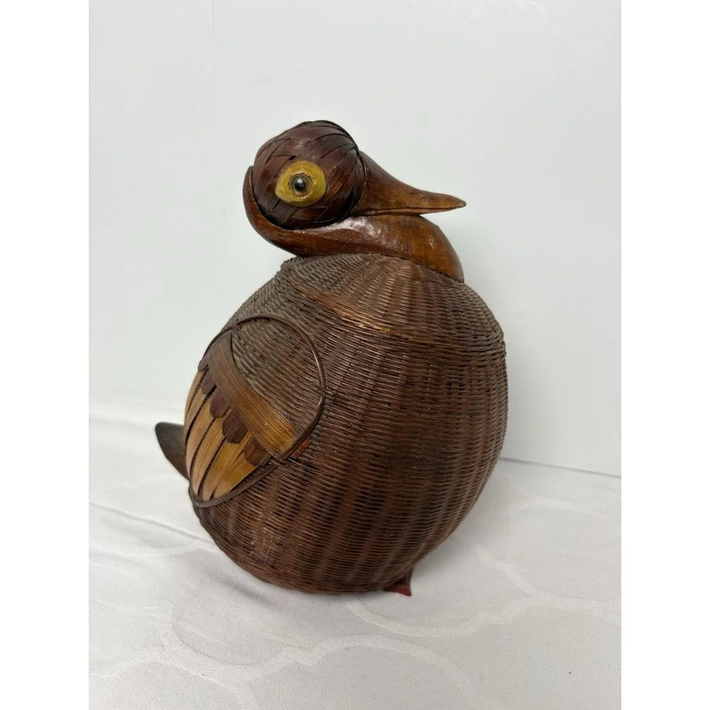 Vintage Wicker Bamboo Duck Basket with Lid Storage Trinket Hand Crafted Rare 40s